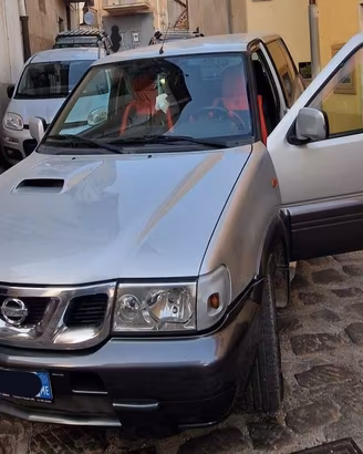 NISSAN R20 G G1 TERRANO