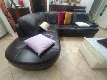 divano in vera pelle