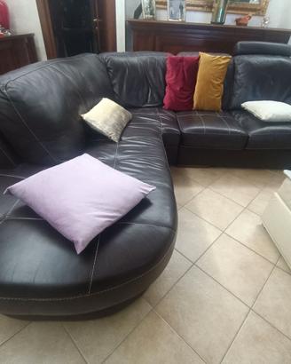 divano in vera pelle
