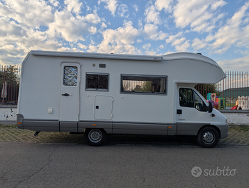 Rimessaggio coperto per camper