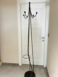 Piantana appendiabiti con portaombrelli