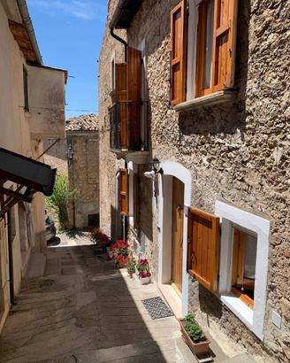 Casa Indipendente Villa Santa Lucia degli Abruzzi