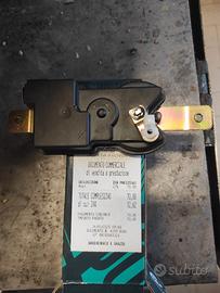 chiusura centralizzata pajero