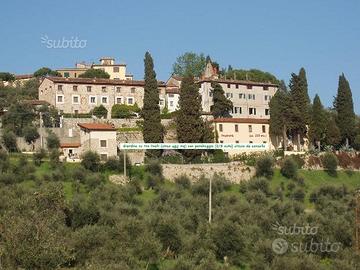 Rustico Elegante in Collina di Massarosa