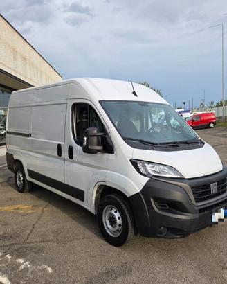 FIAT Ducato 35 2.2 Mjt 140CV MH2 Furg-Camera-Sen