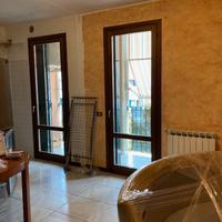 2 portafinestre + 5 finestre (solo ante)