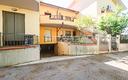 appartamento-con-terrazzo-box-auto-e-mansarda