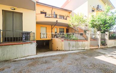 APPARTAMENTO CON TERRAZZO, BOX AUTO E MANSARDA