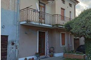Immobile in asta di 188 m² con 2 locali a Pescarol