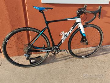 Giant  ciclocross/gravel Cambio elettronico 