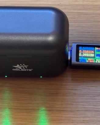 Caricabatterie e due batterie per Insta360 X3