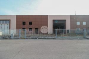 CAPANNONE A MONTIRONE