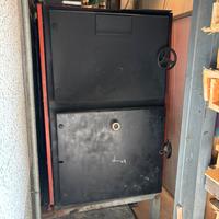 Stufa a Legna Industriale Usata