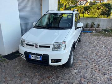 Fiat Panda 1.3 MJT 16V DPF 4x4 Climbing