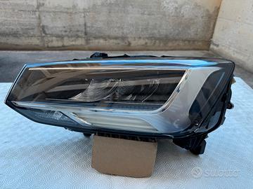 Faro LED Q2 SX 81A941011 C