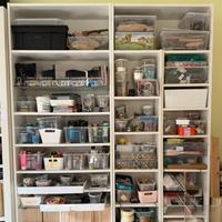 Billy con elementi top e mensole vetro