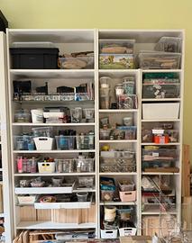 Billy con elementi top e mensole vetro