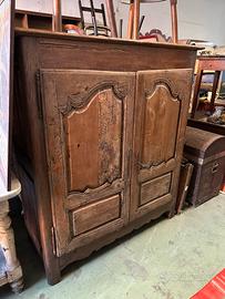 Vecchio stipo antico