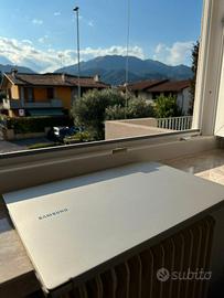 SAMSUNG NOTEBOOK