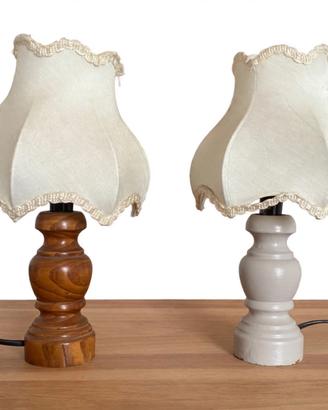 Coppia lampade da comodino vintage in legno