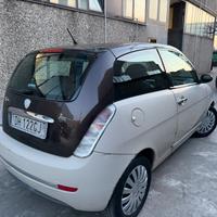 Lancia Ypsilon 1.2 benzina euro4 bicolore