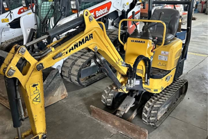 Mini Escavatore YANMAR SV08