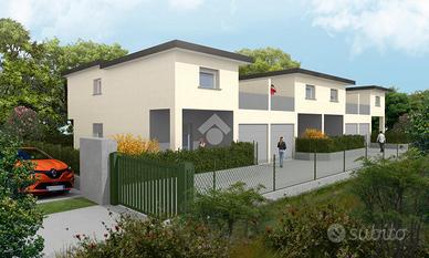 VILLA A SCHIERA D'ANGOLO A LIMIDO COMASCO