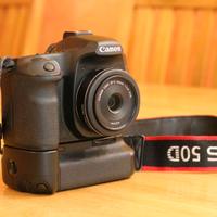 Canon Eos 50D CON ACCESSORI