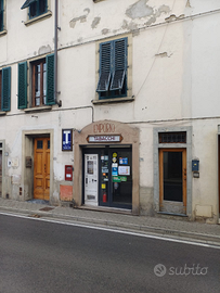 Locale commerciale a Compiobbi