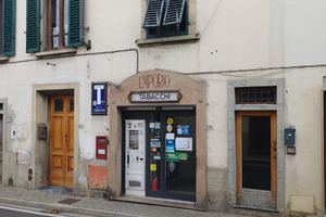 Locale commerciale a Compiobbi