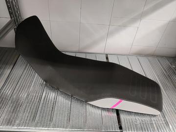 Sella rialzata CFMOTO 450MT