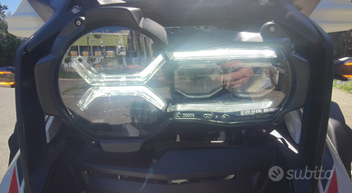 BMW GS 1250 Faro led autolivellante 2024