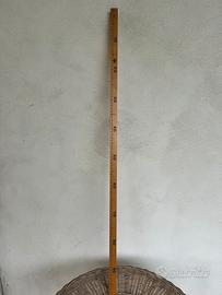 Metro da sarto in legno e gessetti da sarto