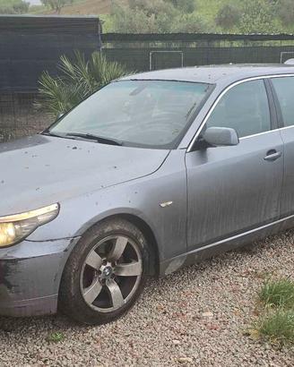 Automobile BMW 525d per ricambi. Marciante