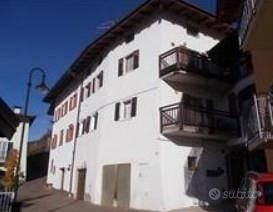Immobile in asta di 309 m² con 4 locali e box auto