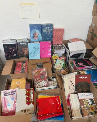 Quaderni raccoglitori cartelline tutto per scuola