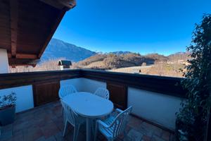 Gazzadina - Ampio Bilocale con Terrazza