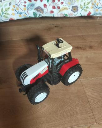 Trattore giocattolo