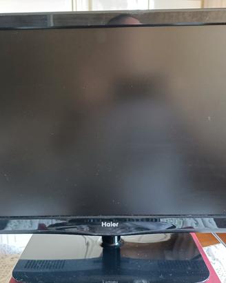 Televisore Haier 22 pollici 