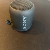 🔊 CASSA SONY 5V – COMPACT TRAVEL SPEAKER | DESIGN