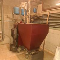 Caldaia riscaldamento a biomassa funzionante