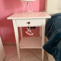 Comodino ikea
