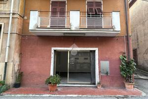 NEGOZIO A RAPALLO