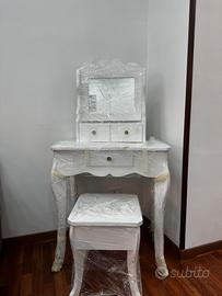 Mobile console con specchio