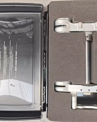 PIASTRE STERZO 2D OFFSET 20 MM GRIGIO