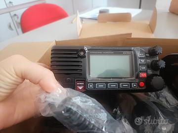 Ricetrasmettitore VHF marino