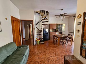 APPARTAMENTO AMPIA METRATURA CON GARAGE