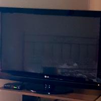 TV LG 42 pollici, decoder,stampante e videoregistr
