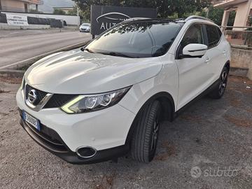 Nissan Qashqai 1.5 dCi N-Connecta