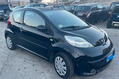 Peugeot 107 1.0 68CV 3p. Desir